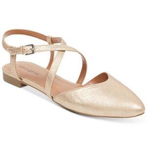 NIB Macys Indigo Rd. Genetic Point-Toe Flats Gold Size 8